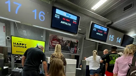 Haosul din aeroporturi continuă, curse întârziate cu orele și bagaje așteptate. Victor Ciutacu: „E o demență pe Otopeni”