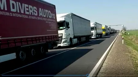 Zeci de camioane cu destinația Rusia blocate în nordul Franței