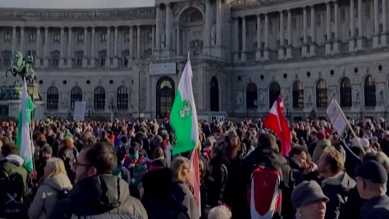 Austria a intrat oficial în lockdown: angajații lucrează de acasă, magazinele neesențiale sunt închise, la fel și restaurantele, barurile și teatrele