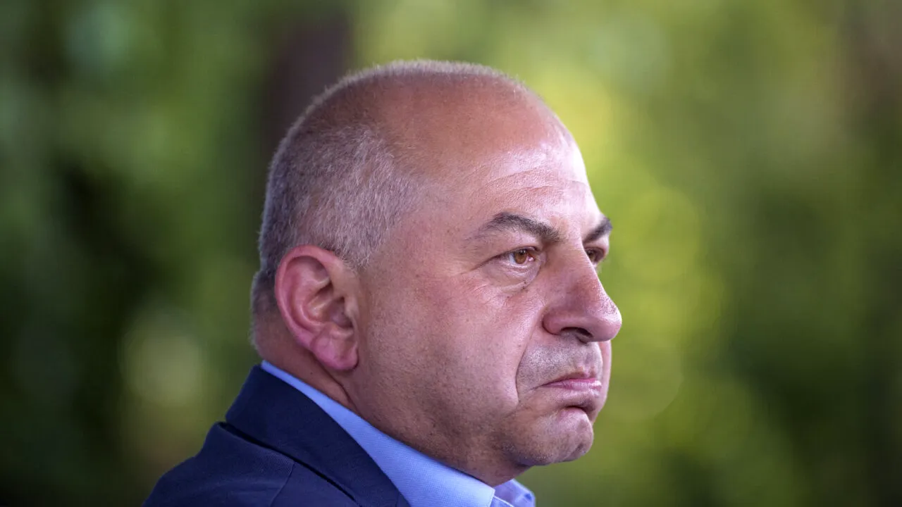 RĂSPUNSUL lui CĂTĂLIN CÎRSTOIU: Am fost supus unor atacuri / Cum se apără medicul după ce a fost ELIMINAT din cursă