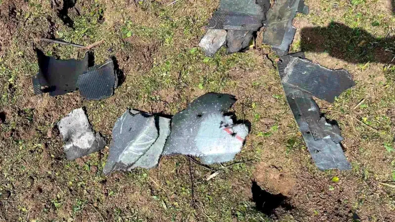 Alertă în Republica Moldova după ce o dronă s-a prăbușit în țara vecină. Autoritățile raportează o explozie urmată de incendiu
