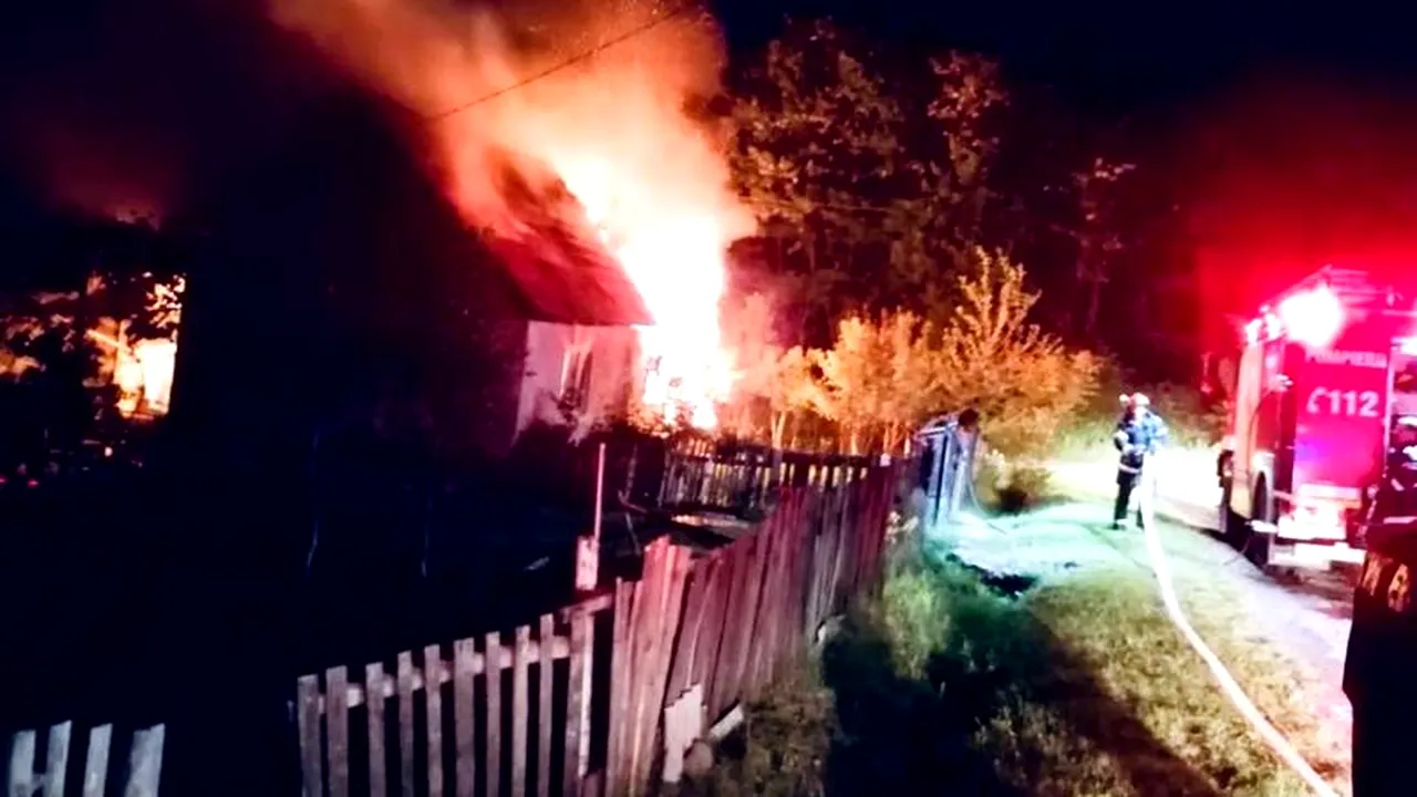 Ghinion cumplit pentru un vasluian de 35 de ani care a murit electrocutat după ce a încercat să-și salveze vecinii dintr-un incendiu!