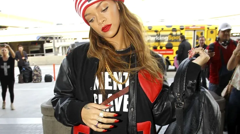 Rihanna a debutat ca stilist de modă, la Londra