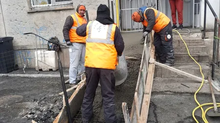 INFRASTRUCTURĂ S5 SA continuă construcția rampelor de acces pentru persoanele cu dizabilități (P)