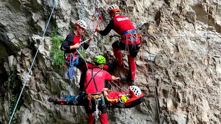 Alpiniștii răniți în tragedia din Bușteni sunt în stare stabilă. Doi dintre ei rămân internați la Spitalul Floreasca