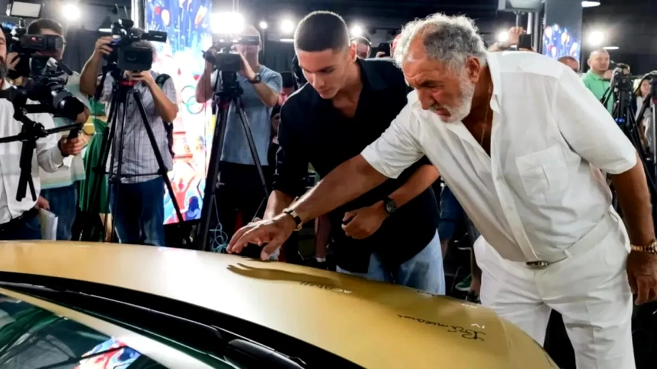 De ce nu circulă David Popovici cu mașinile primite cadou de la Ion Țiriac după Jocurile Olimpice din 2024. Campionul preferă bolidul Porsche Spyder de 120.000 de euro