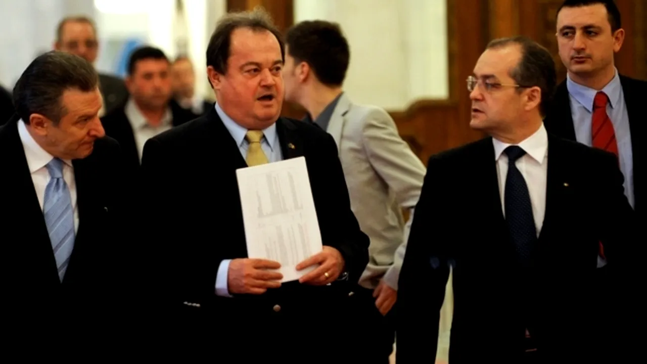 Berceanu cere demisia lui Boc și congres extraordinar al PDL. Cine mai pleacă din partid