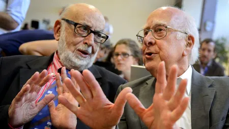 Descoperitorii bosonului Higgs, laureații premiului 