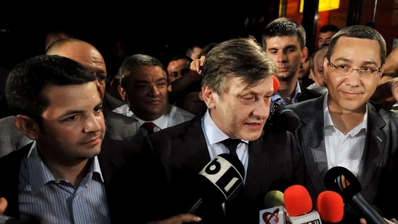 ALEGERI LOCALE 2012. Crin Antonescu, după rezultatele parțiale: Dacă nu câștigăm Clujul, nu e o înfrângere zdrobitoare. Înfrângerea zdrobitoare e a PDL-ului