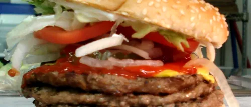 Ce nu știai despre burgerul pe care îl mănânci la fast food
