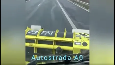Angajații de la Direcţia Regională de Drumuri şi Poduri București acționează cu autoutilaje cu lamă şi material antiderapant, pe A0, A1 și A3