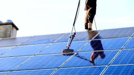 Legea prosumatorilor, votată în Comisia de industrii din Camera Deputaților: Plăți lunare pentru ENERGIA livrată în rețea