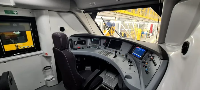 FOTO | Primul tren de la Alstom pentru România ajunge, sâmbătă, în țară