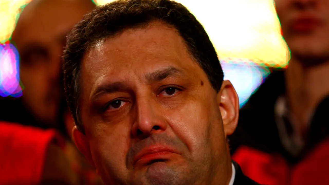 Vanghelie se plânge de lipsa staff-ului de campanie în București: 