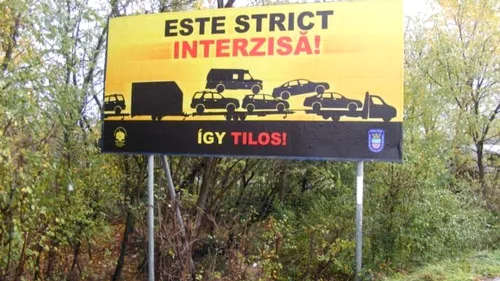 Panou rutier destinat șoferilor români, pe autostrăzile din Ungaria / Poliția maghiară vrea să oprească „rulotele groazei