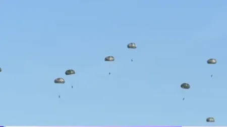 Exercitiu masiv al NATO în România. Imagini cu mii de MILITARI parasutați in România