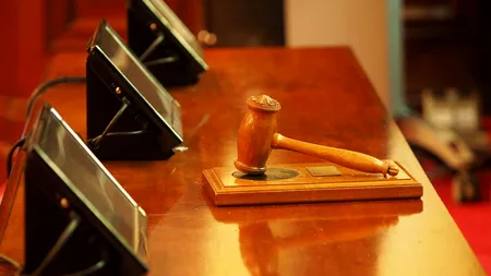 ÎCCJ anulează majorarea cu 5% a SALARIILOR din JUSTIȚIE și a limitat baza de calcul a pensiilor magistraților