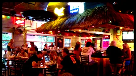 Ce a PĂȚIT un tânăr care a ieșit în oraș cu prietenii, la o bere. Acum, nu își va mai putea vedea familia niciodată