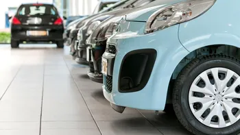 Stellantis şi Renault se tem să concureze cu producătorii AUTO chinezi pe segmentul mini. Ce au solicitat Comisiei Europene