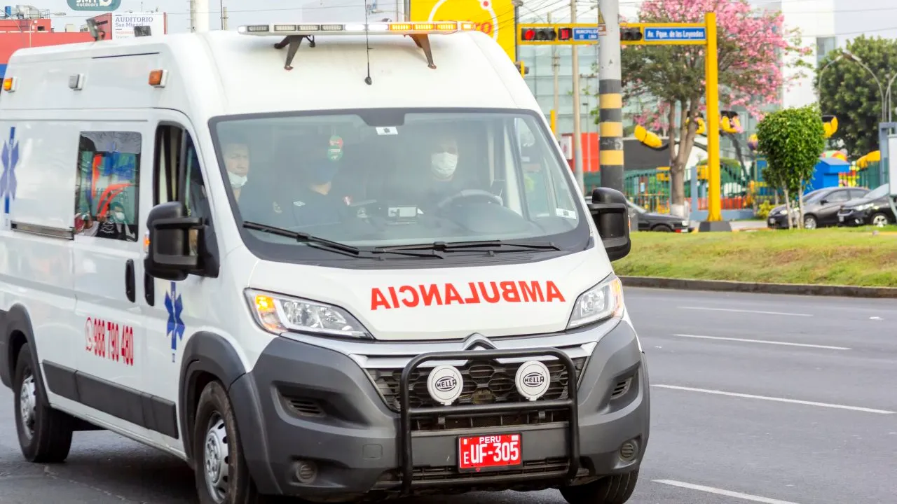 Accident de autobuz în Peru, soldat cu cel puțin 20 de morți. Pasagerii fuseseră să voteze