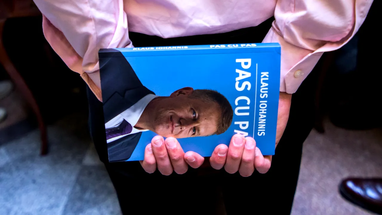 Surpriza neplăcută de care a avut parte Iohannis: Cartea autobiografică, cenzurată la traducerea în limba chineză