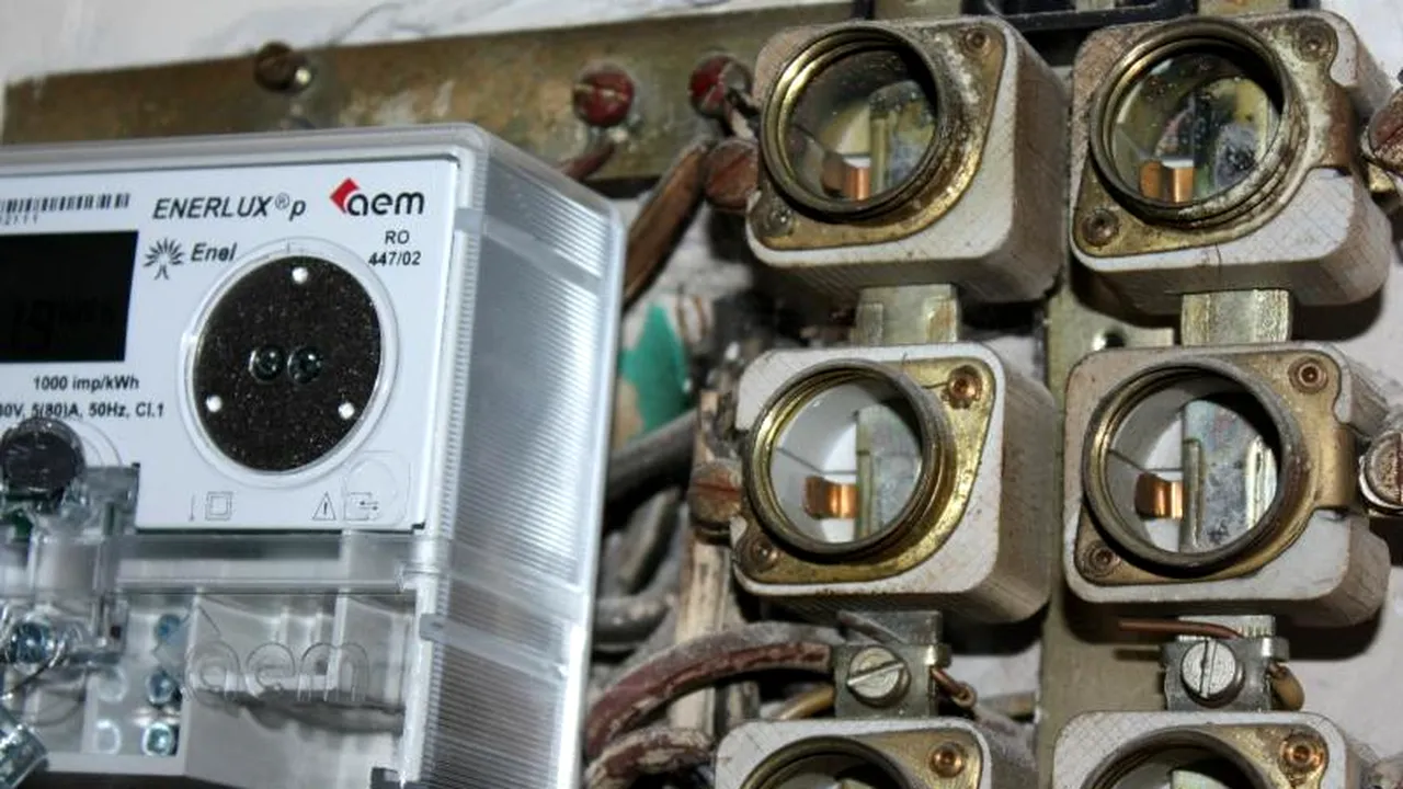 Calotă, ANRE: Model unic la nivel național pentru facturile de electricitate, în doi ani