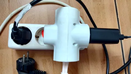 Electrocasnicul care ne „umflă” factura la CURENT fără să ne dăm seama. Plătim 20 de lei pe lună, în plus, doar pentru acest aparat