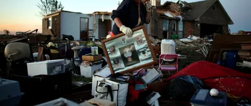 Cel puțin 12 morți în urma tornadelor și inundațiilor din SUA