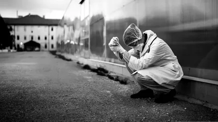O femeie din Marea Britanie, diagnosticată cu o boală similară cu Ebola. OMS: Virusul poate duce la epidemii și are o rată mare de mortalitate, de până la 40%