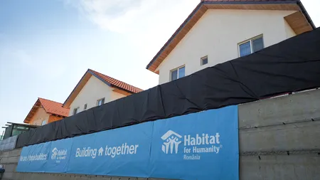 CEO Build: Lideri din mediul de afaceri și ONG-uri își unesc forțele pentru a construi case pentru familii defavorizate
