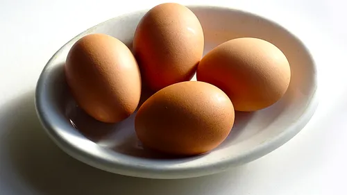 265.000 de ouă contaminate cu Salmonella, oprite de la vânzare înainte de Paște