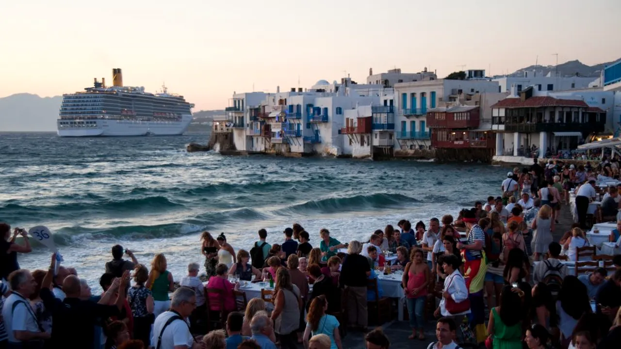 VACANȚĂ. Grecia face anunțul așteptat de milioane de turiști. Românii abia așteptau vestea asta!