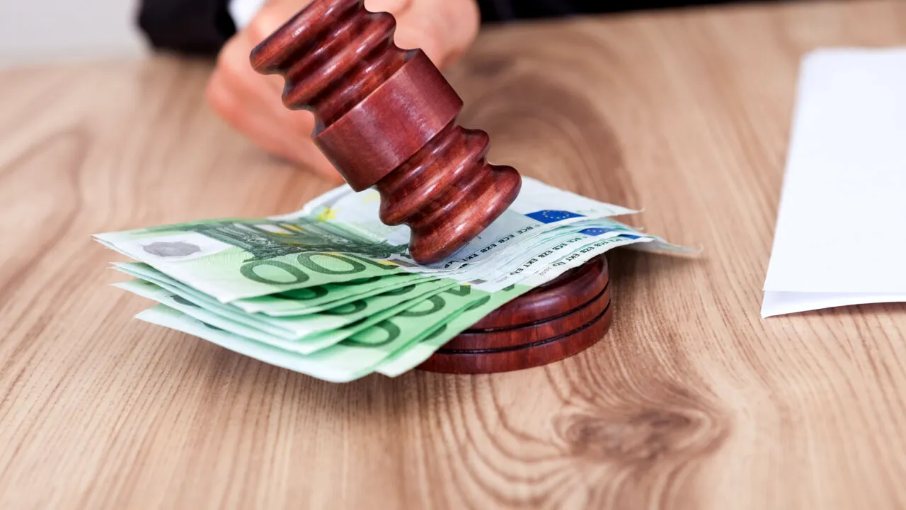 Lovitură ANI în dosarul devalizării Băilor Herculane. Fostul primar a împiedicat Primăria să cumpere un imobil, cumpărat ulterior de părinții săi