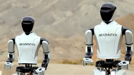 Robotul umanoid care gătește și mânuiește bețișoarele chinezești, o nouă evoluție în precizia A.I.