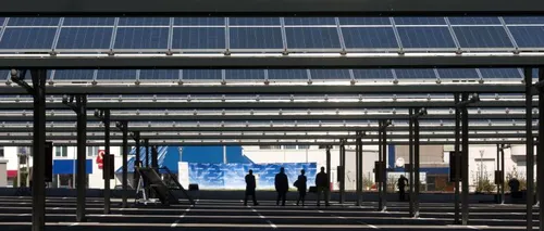O firmă investește 8 milioane de euro într-un parc fotovoltaic