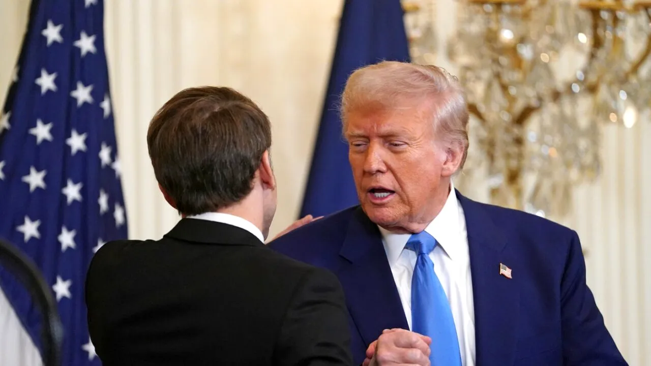 Vânătaia de pe mâna lui Donald Trump care a declanșat o avalanșă de speculații în SUA/Detaliul care îi îngrijorează pe americani