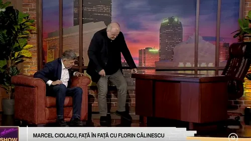 VIDEO | Marcel Ciolacu, „atacat” de un gândac urât mirositor în emisiunea lui Florin Călinescu: „Să nu vă mișcați...”