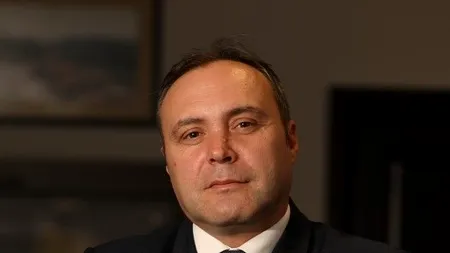 AEI: Plafonarea prețurilor a adus PROFITURI imense pentru unele companii de furnizare a energiei electrice. Ce se întâmplă cu schema