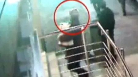 Această femeie din Sibiu a născut, apoi a pus copilul într-o pungă și l-a abandonat. Ce s-a întâmplat după câteva zile