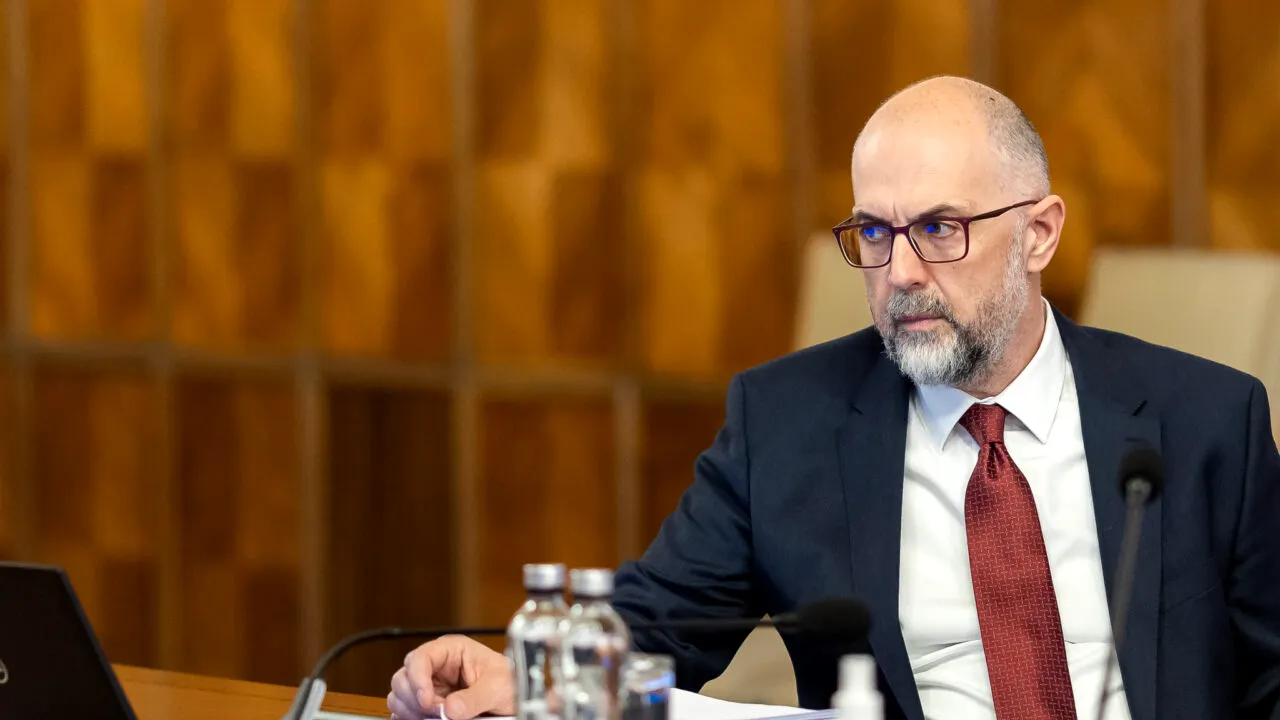 Kelemen Hunor anunță că UDMR „va ține cu dinții” de pozițiile pe care le are acum în Guvern: „E ca o BĂTAIE bună la cârciumă”