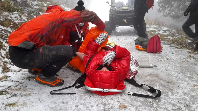 Avertismentul salvamontiştilor după ce o persoană care a schiat pe o pârtie închisă din Poiana Braşov s-a accidentat: „Stratul de zăpadă este insuficient pentru începerea în siguranță a sezonului”
