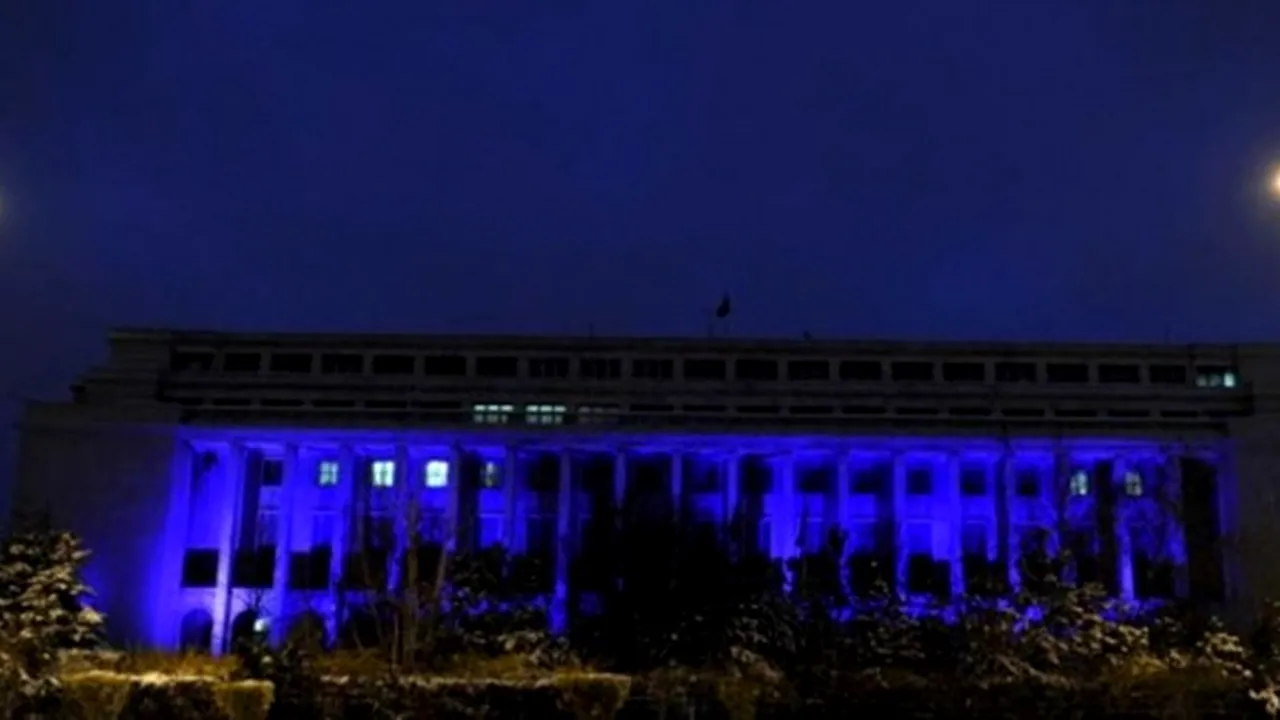 Motivul pentru care Palatul Victoria va fi iluminat albastru. La fel se întâmplă cu Turnul din Pisa