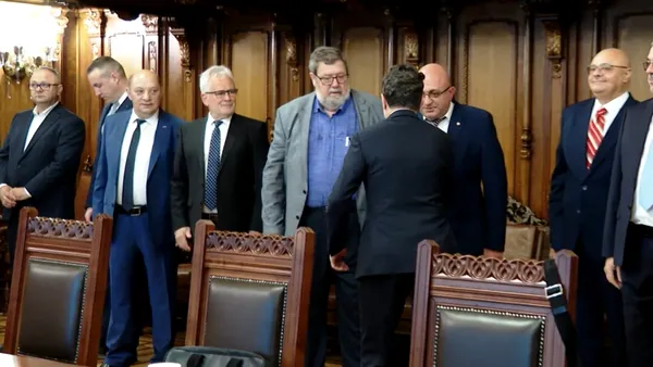 Hossu (Cartel Alfa): Nu suntem de acord să se taie sporuri şi salarii, ar conduce la o cădere a puterii de cumpărare, şi aşa erodată de INFLAȚIE