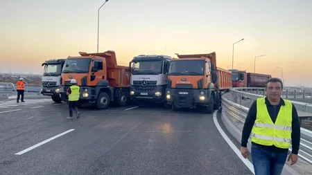 GALERIE FOTO | Pasajul Domnești de pe Centura Capitalei a fost testat cu sute de tone înainte de darea în folosință