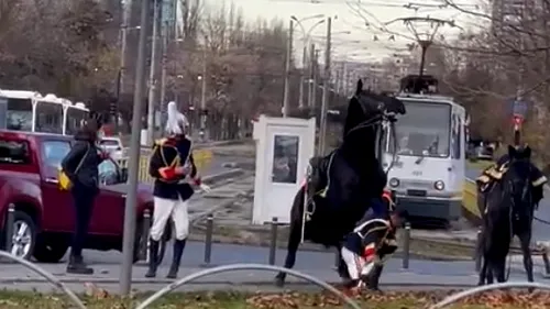 Jandarmul care a căzut de pe cal la parada de 1 Decembrie ar fi fost beat