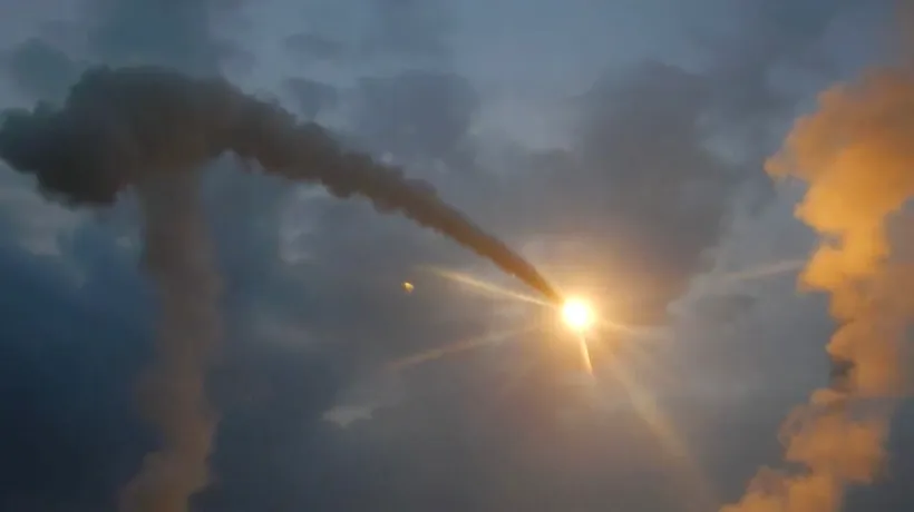 Rușii susțin că au doborât un avion militar ucrainean, lângă Odesa. Aeronava ar fi transportat arme și muniții