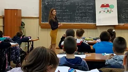 O tânără de nota 10 la Bac a ajuns să predea la școala unde a învățat. Face naveta de patru ani la Târgu-Jiu