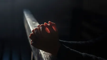 Miracolul credinței în Dumnezeu. O studentă s-a trezit din COMĂ prin puterea rugăciunilor / „Eu visam că mergeam la biserică”