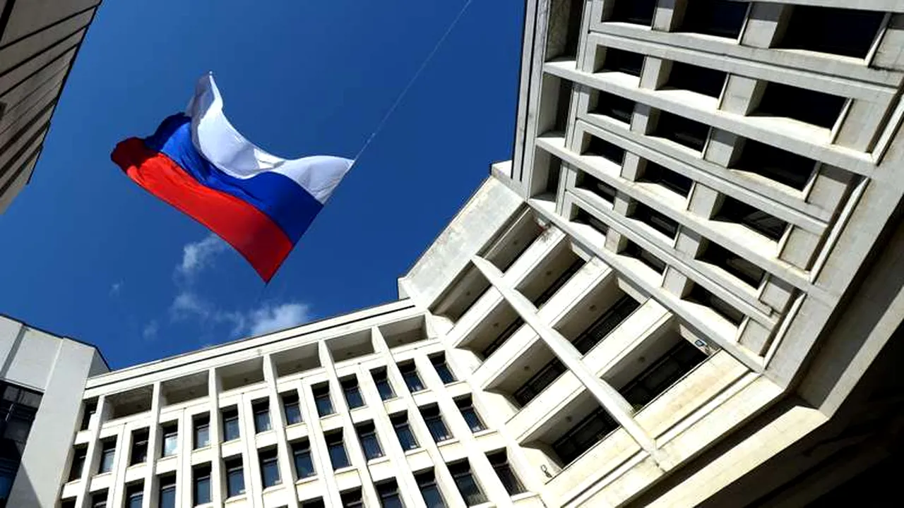 Douăzeci și cinci de ucraineni suspectați de 