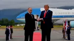Războiul mut dintre Donald Trump și Vladimir Putin. Ce ascund GESTURILE celor mai puternici oameni ai planetei